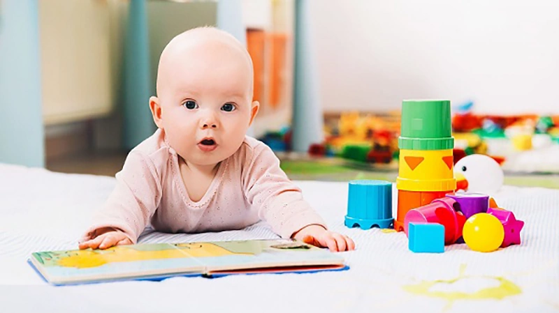 بهترین اسباب بازی های مناسب 3 تا 6 ماهگی